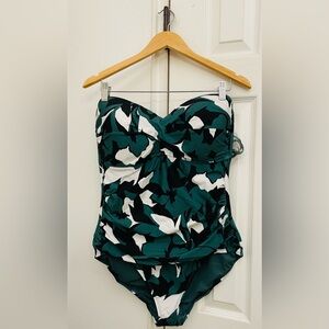 Anne Cole - Desert Bloom Removable Strap Twist Front One Piece Swimsuit Size 16